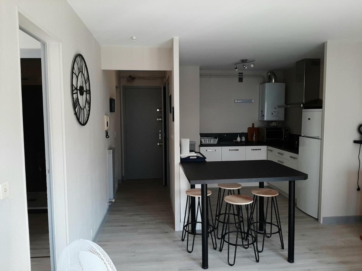 Appartement Confortable En Plein Centre De Saint-Jean-De-Luz, A Deux Pas De La Plage Et Des Commerces - Fr-1-239-586 Екстер'єр фото